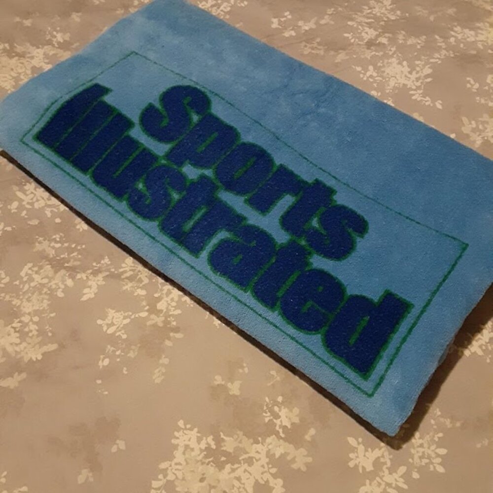 Sports Illustrated Terry Cloth Towel- Xtra Large - Blue